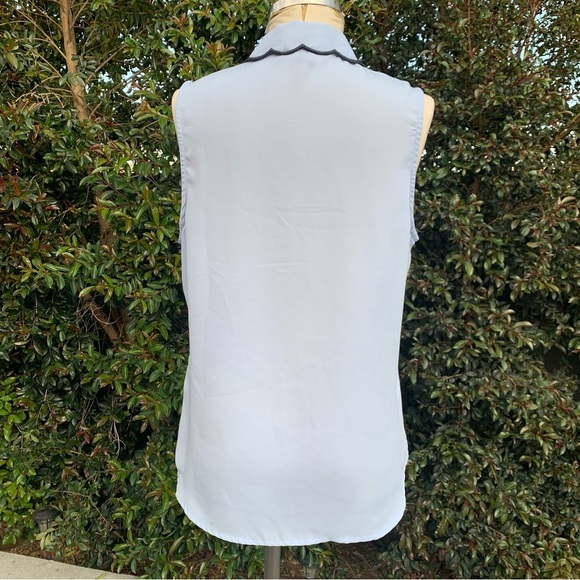 LAUNDRY BY SHELLI SEGAL Sleeveless Scalloped Blouse Women's Medium Blue Top - Picture 3 of 9